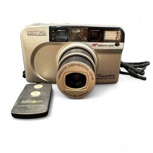 Minolta Freedom Zoom Traveler AF 35mm Film Camera TESTED + Remote & Battery